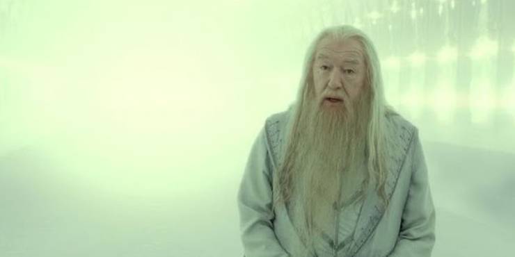 Harry Potter 10 Unpopular Opinions About Dumbledore (According To Reddit) Harry Potter 10 Unpopular Opinions About Dumbledore (According To Reddit)